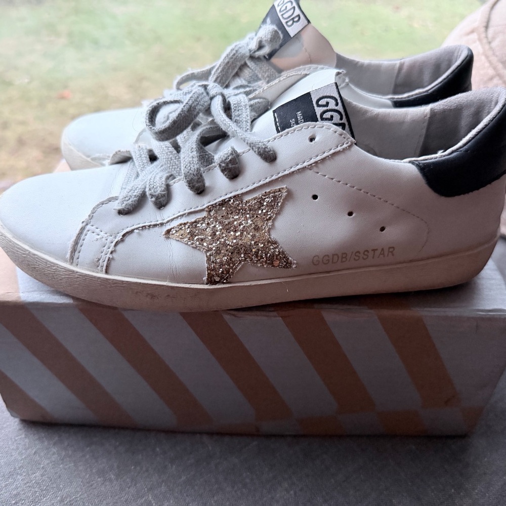 Golden Goose White Sneakers with Gold Glitter Star and Black Heel - Picture 2 of 5